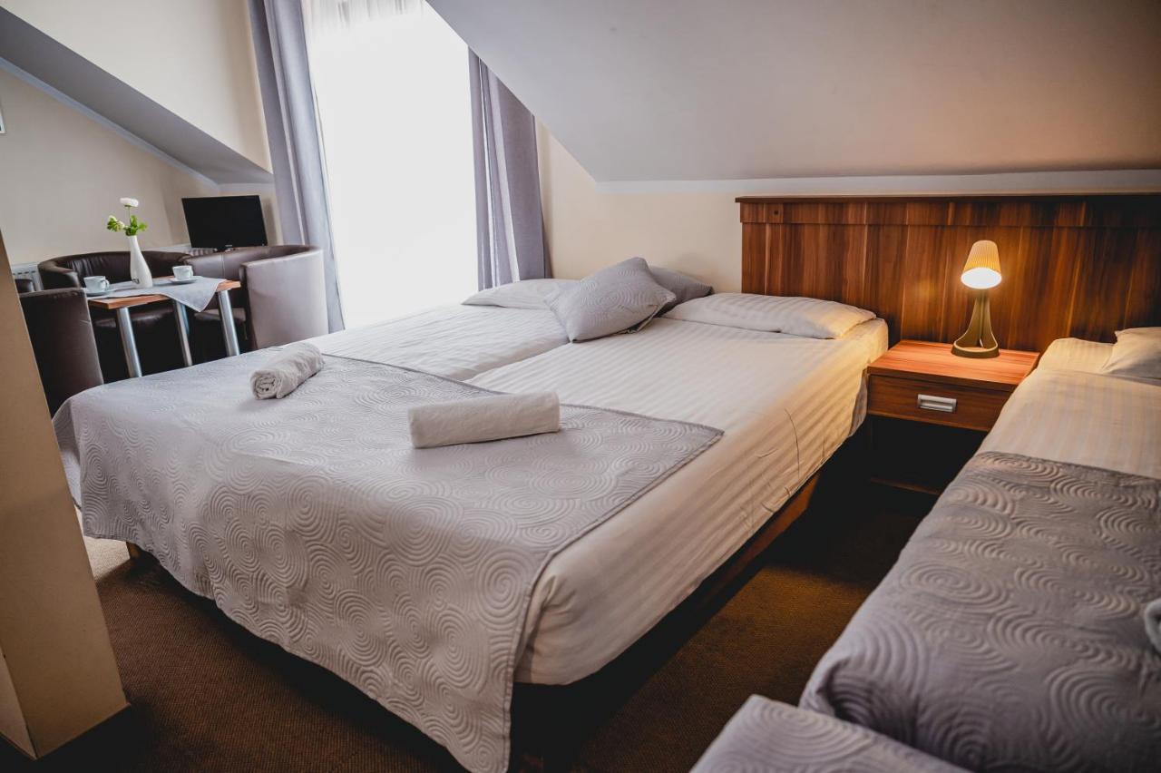 Swierzno Hotel Nad Morzem- Art-Pension מראה חיצוני תמונה