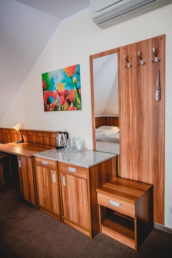 Swierzno Hotel Nad Morzem- Art-Pension מראה חיצוני תמונה