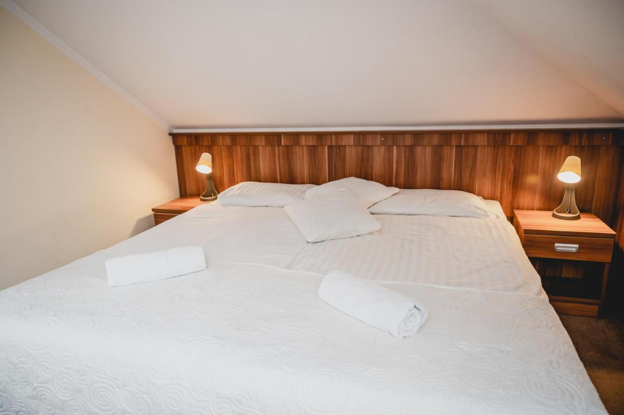 Swierzno Hotel Nad Morzem- Art-Pension מראה חיצוני תמונה